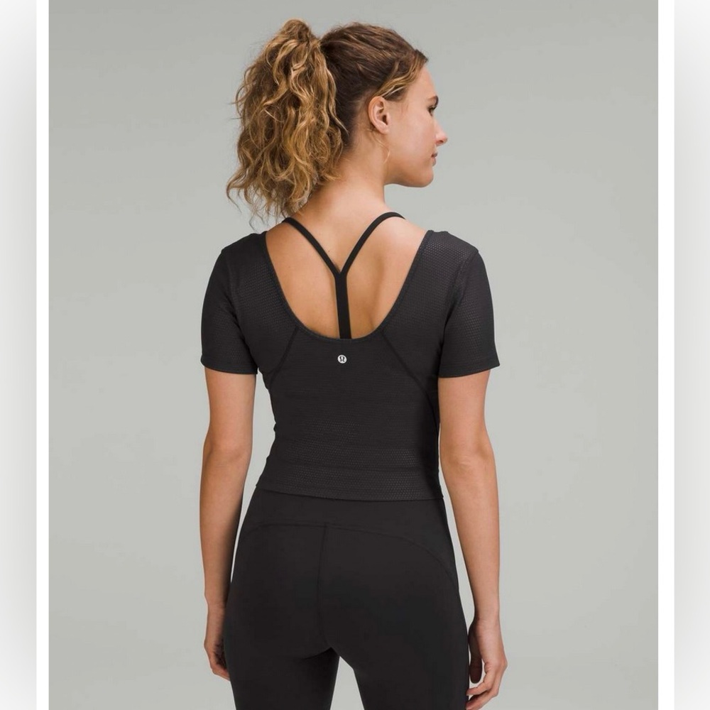 Flattering Align T Shirt Soft Stretchy Nulu Embossed Black lululemon size 12